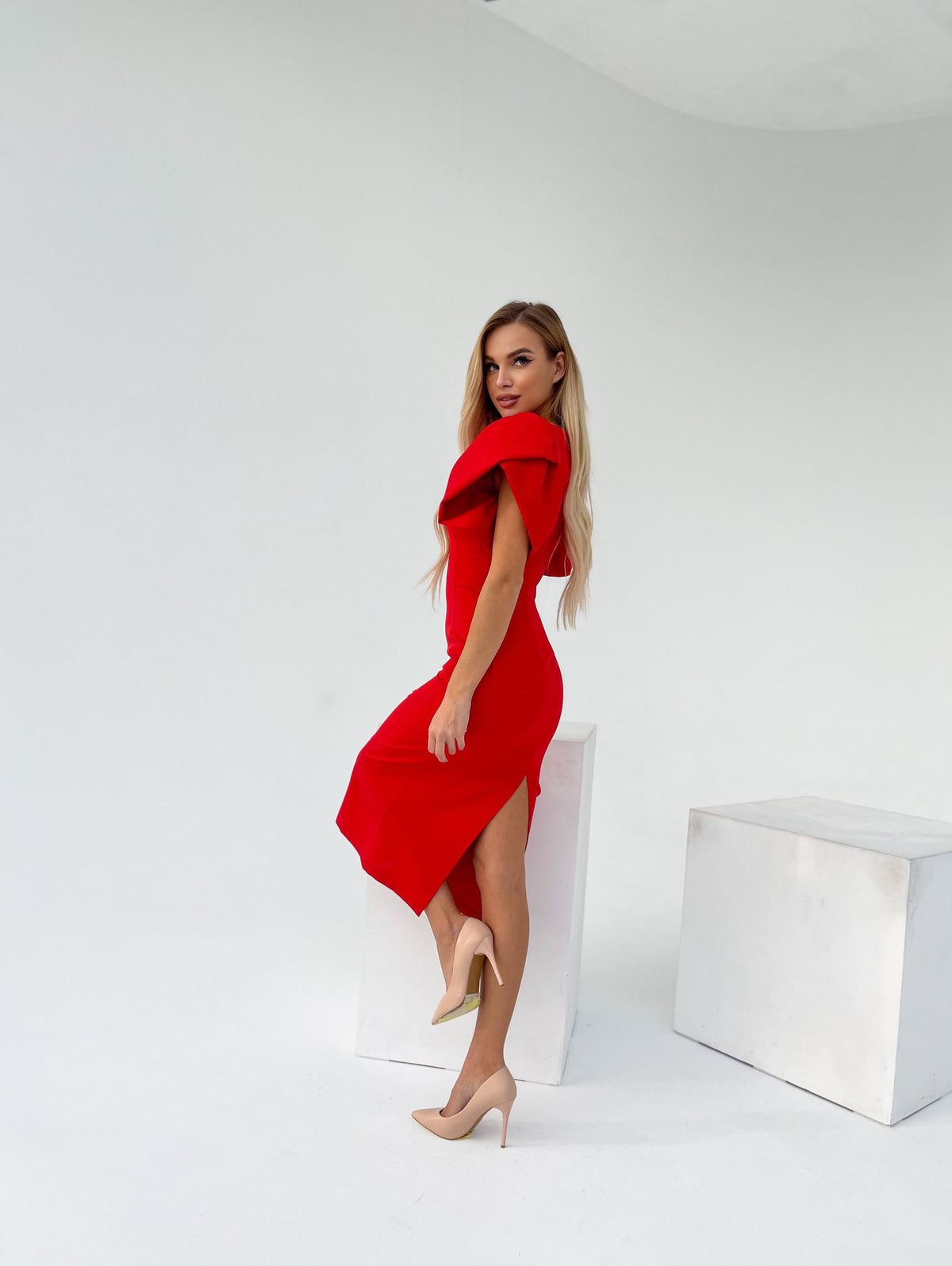 Rochie Alma Red rosie  lunga eleganta de nunta evenimnet ocazie mulata fara maneci sexy