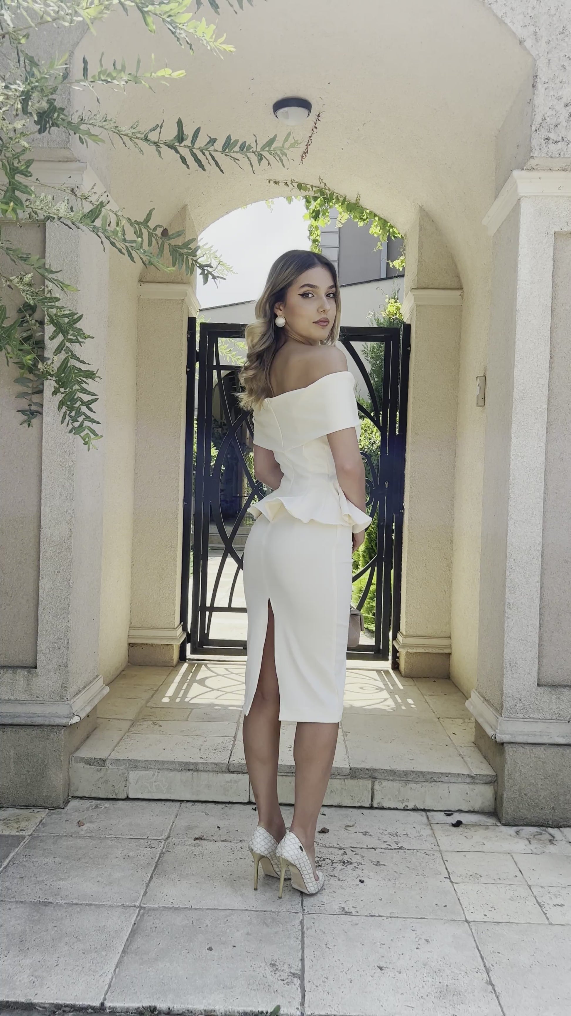 Rochie Serena Ivory ALBA IVOIR mulata lunga eleganta nunta cununie mireasa nasa eveniment ocazie